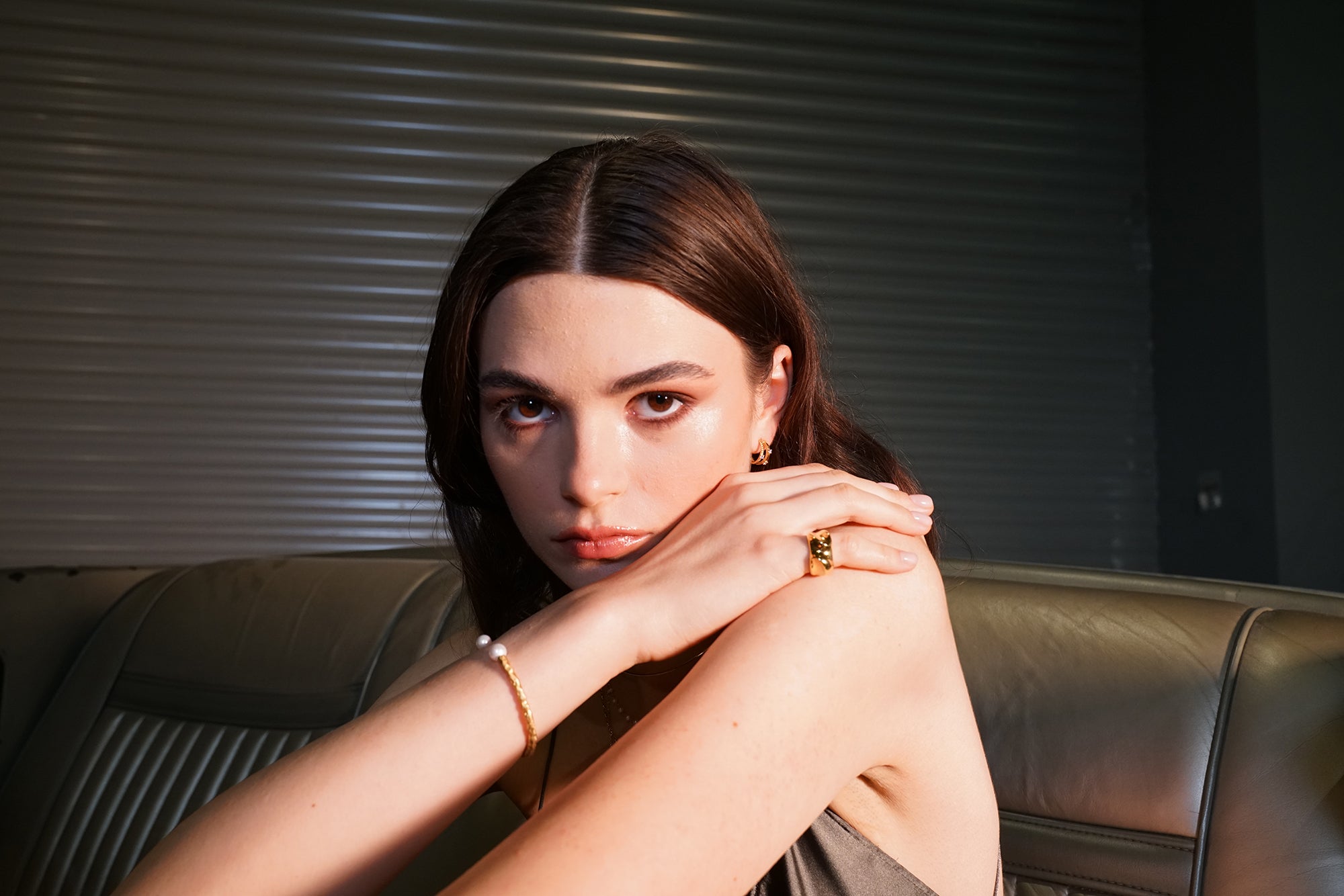 Brey Amorphous Matte Pearl Cuff