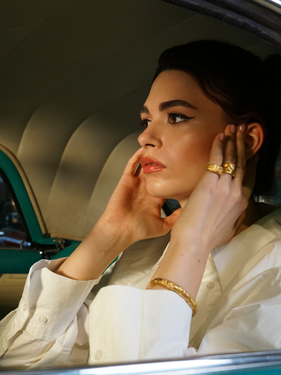 Deka Amorphous Rectangle Ring