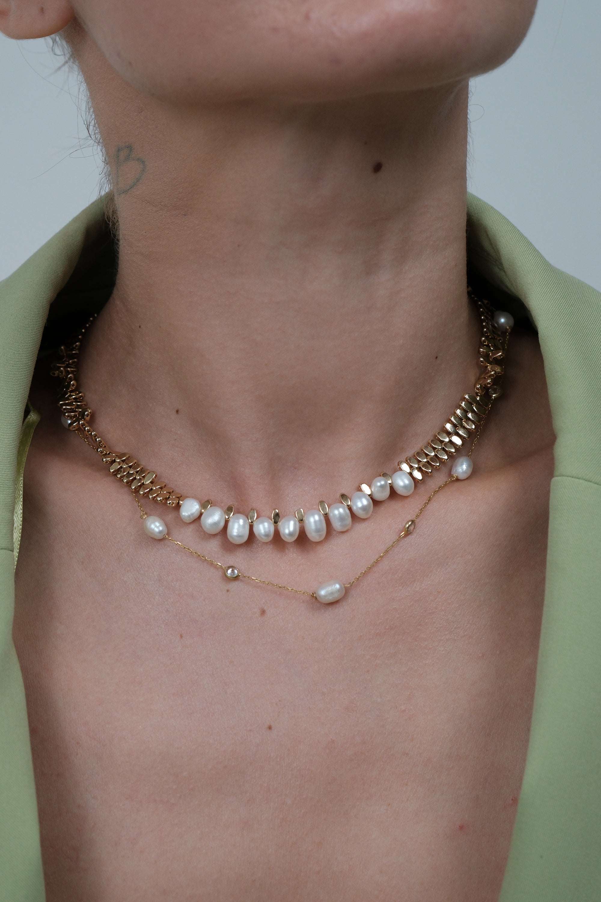 Dione Stone Chain Pearl Necklace
