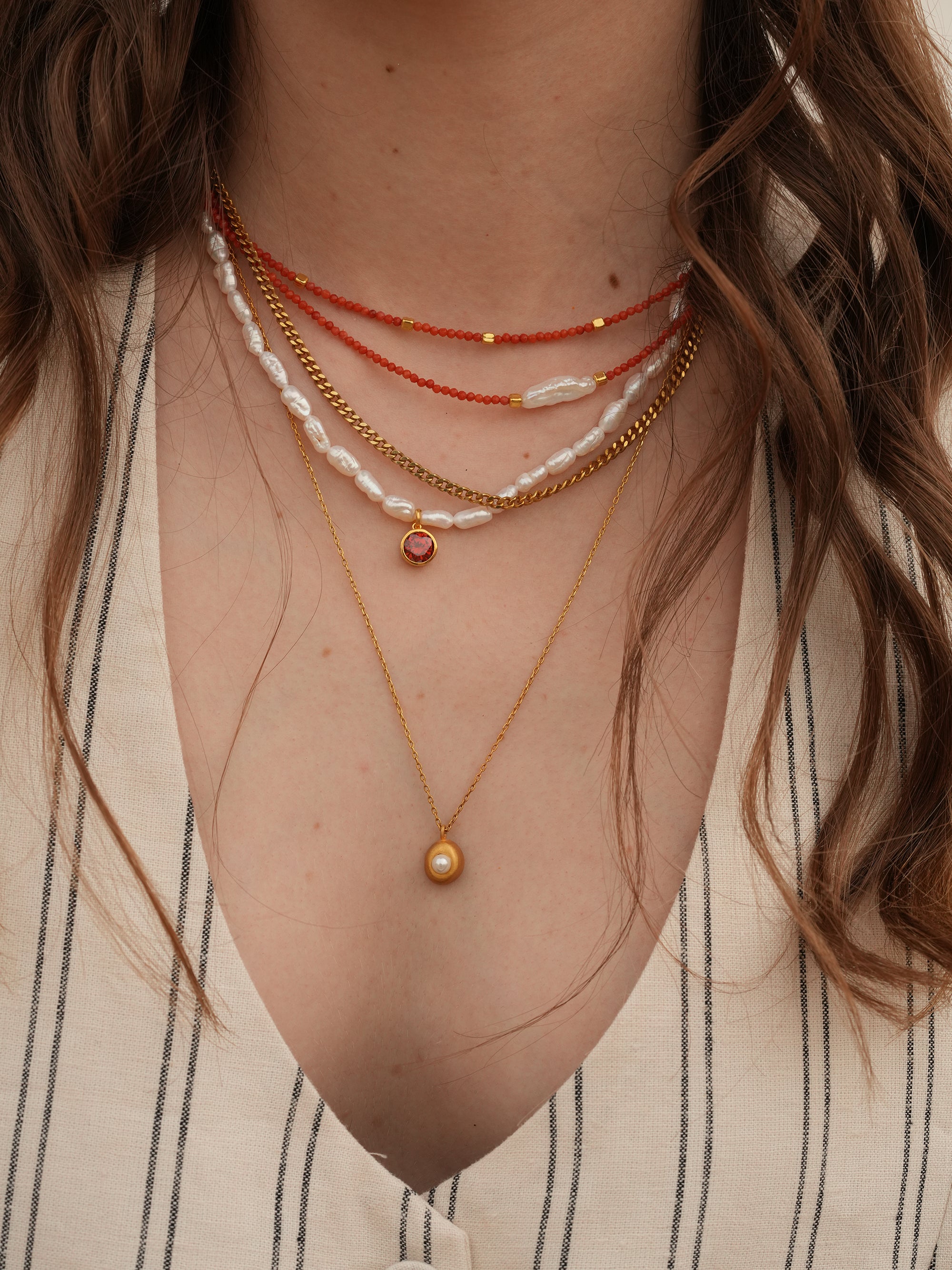 Kely Red Coral Small Pearl Necklace