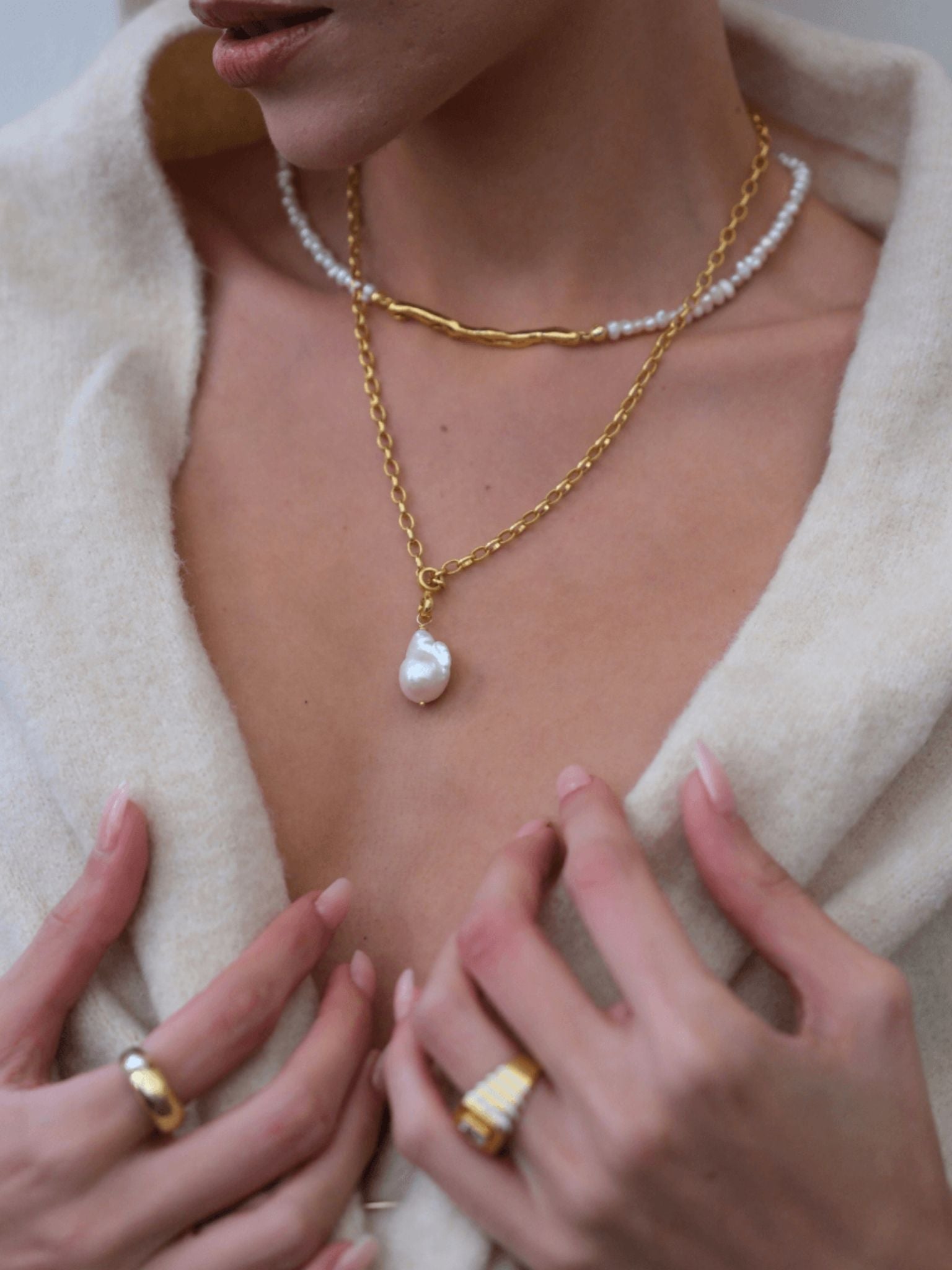 Tapy Baroque Pearl Thick Chain Necklace