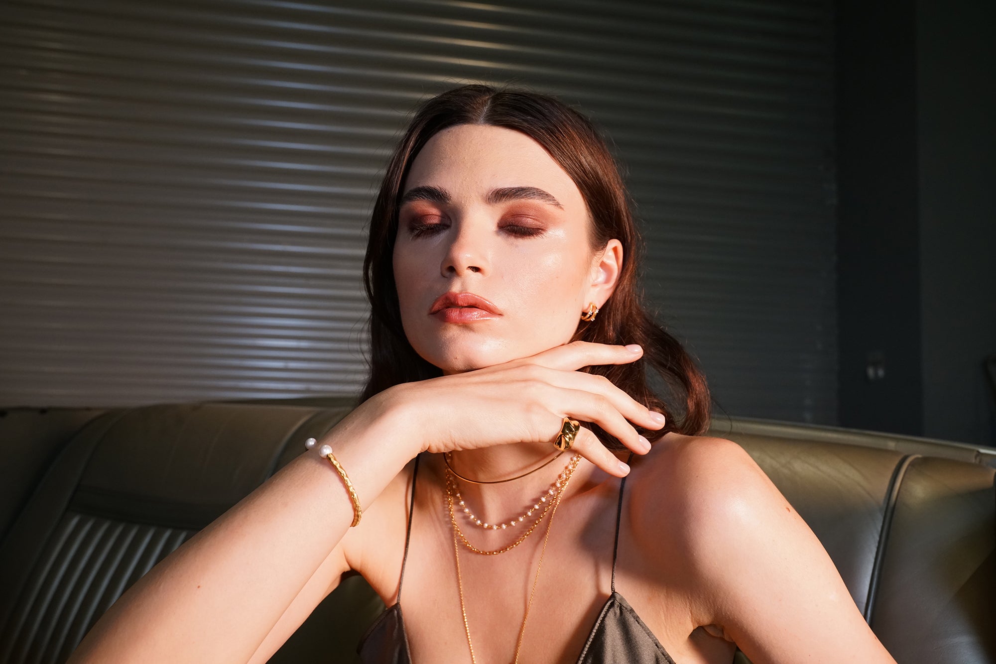 Brey Amorphous Matte Pearl Cuff
