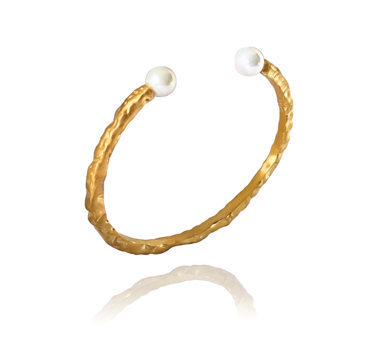 Brey Amorphous Matte Pearl Cuff