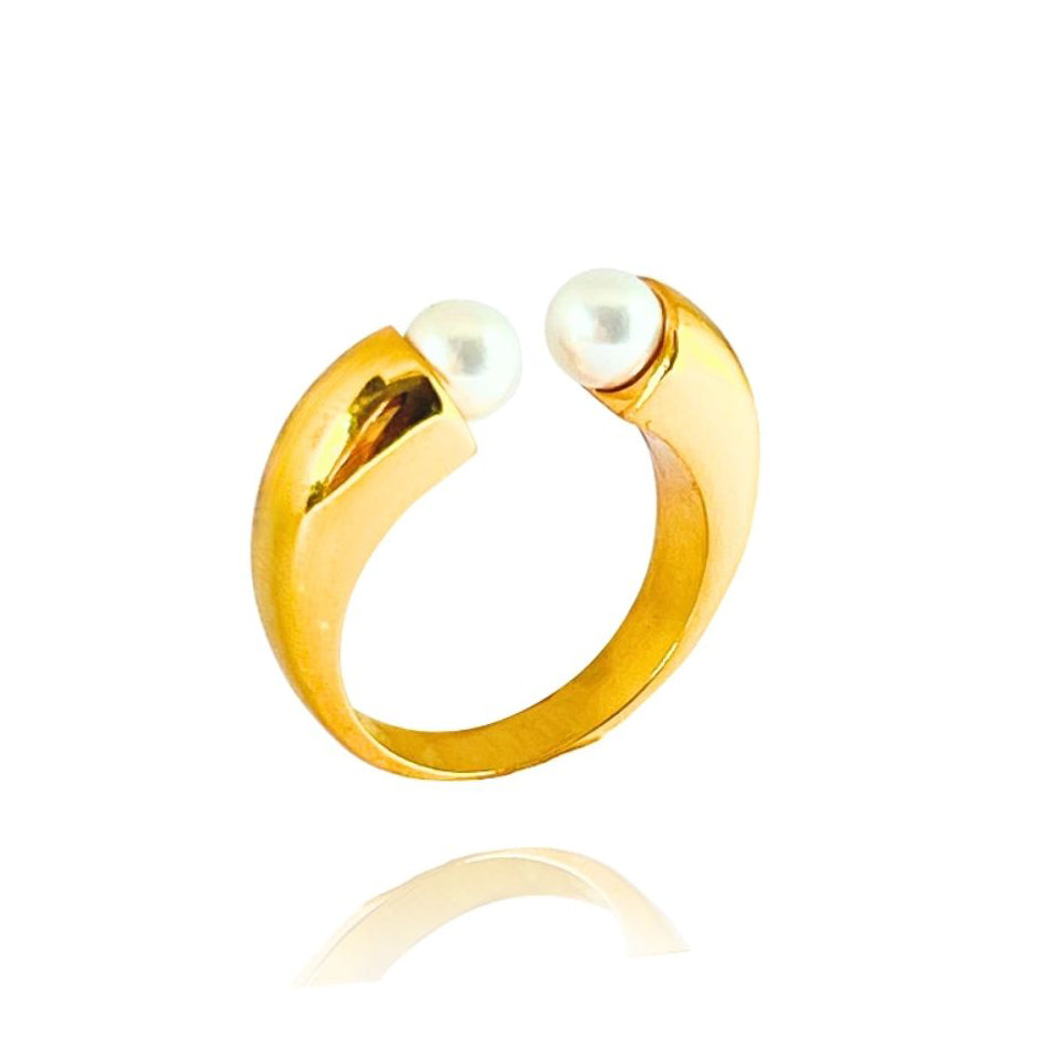 Horn Pearl Ring