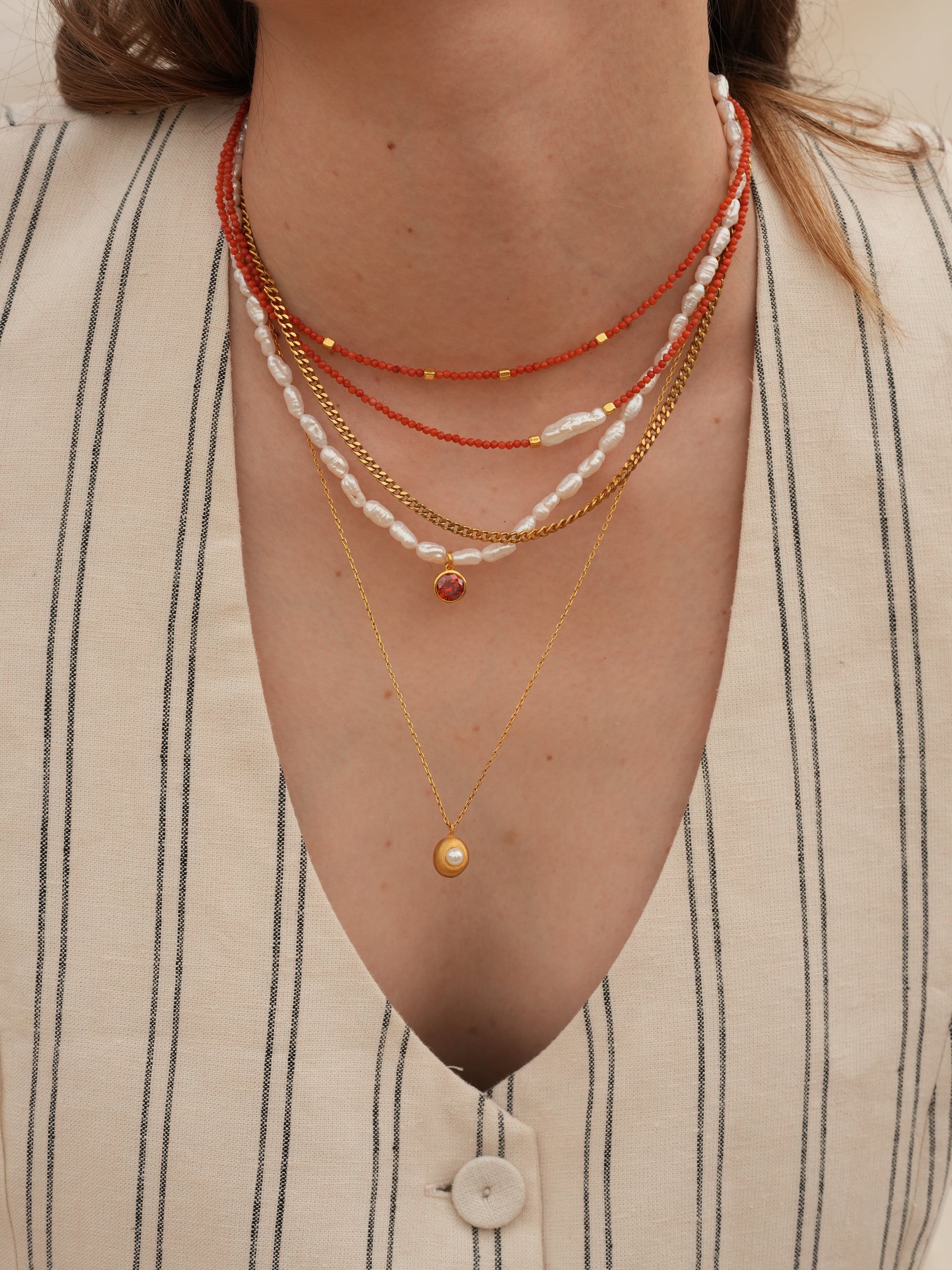 Kely Red Coral Small Pearl Necklace