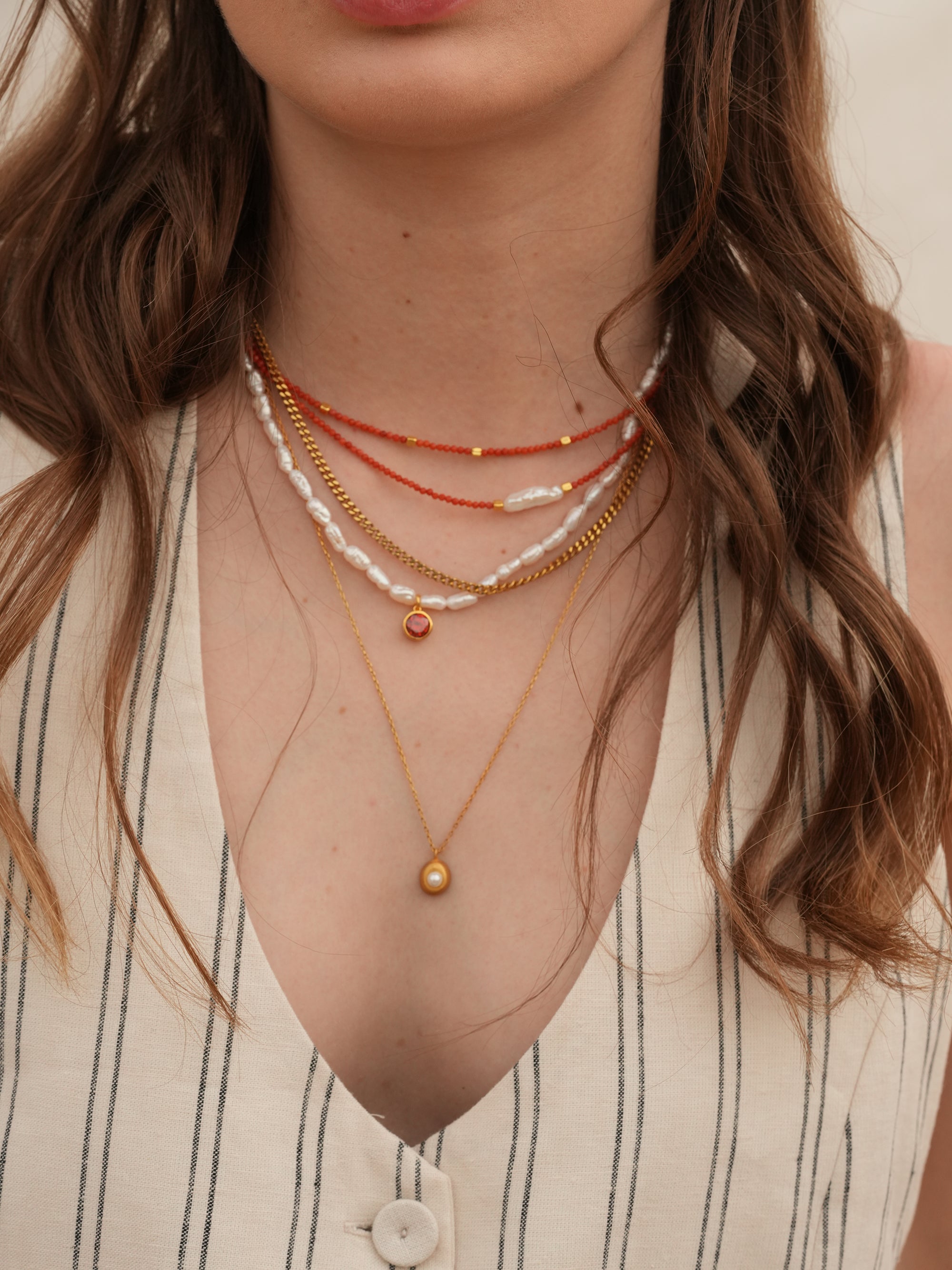 Kely Red Coral Small Pearl Necklace