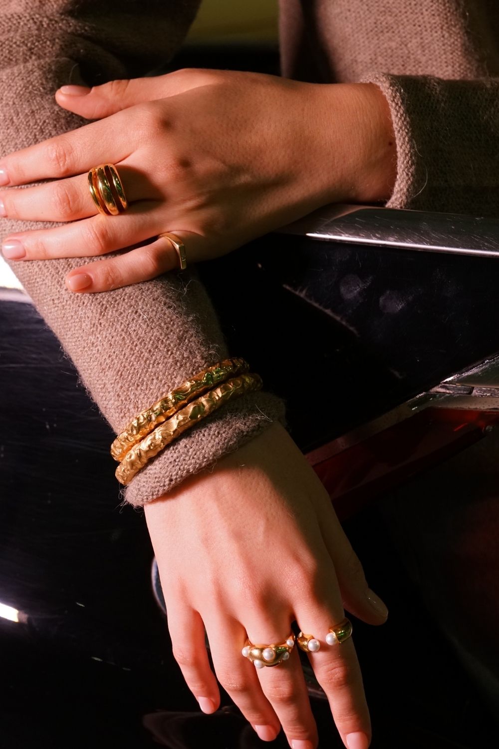 Kety Amorphous Thick Bracelet