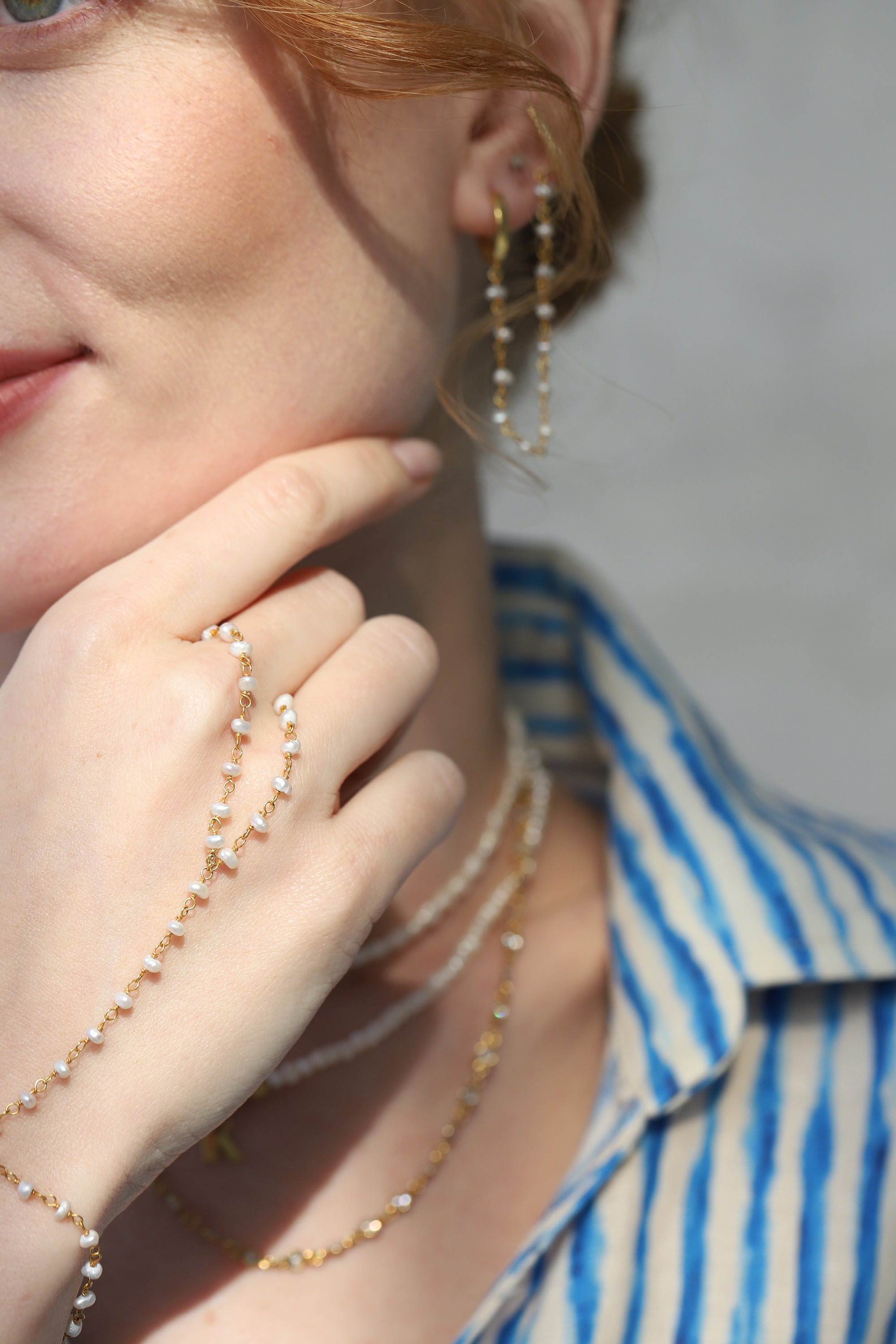 Sant Pearl Hand Chain