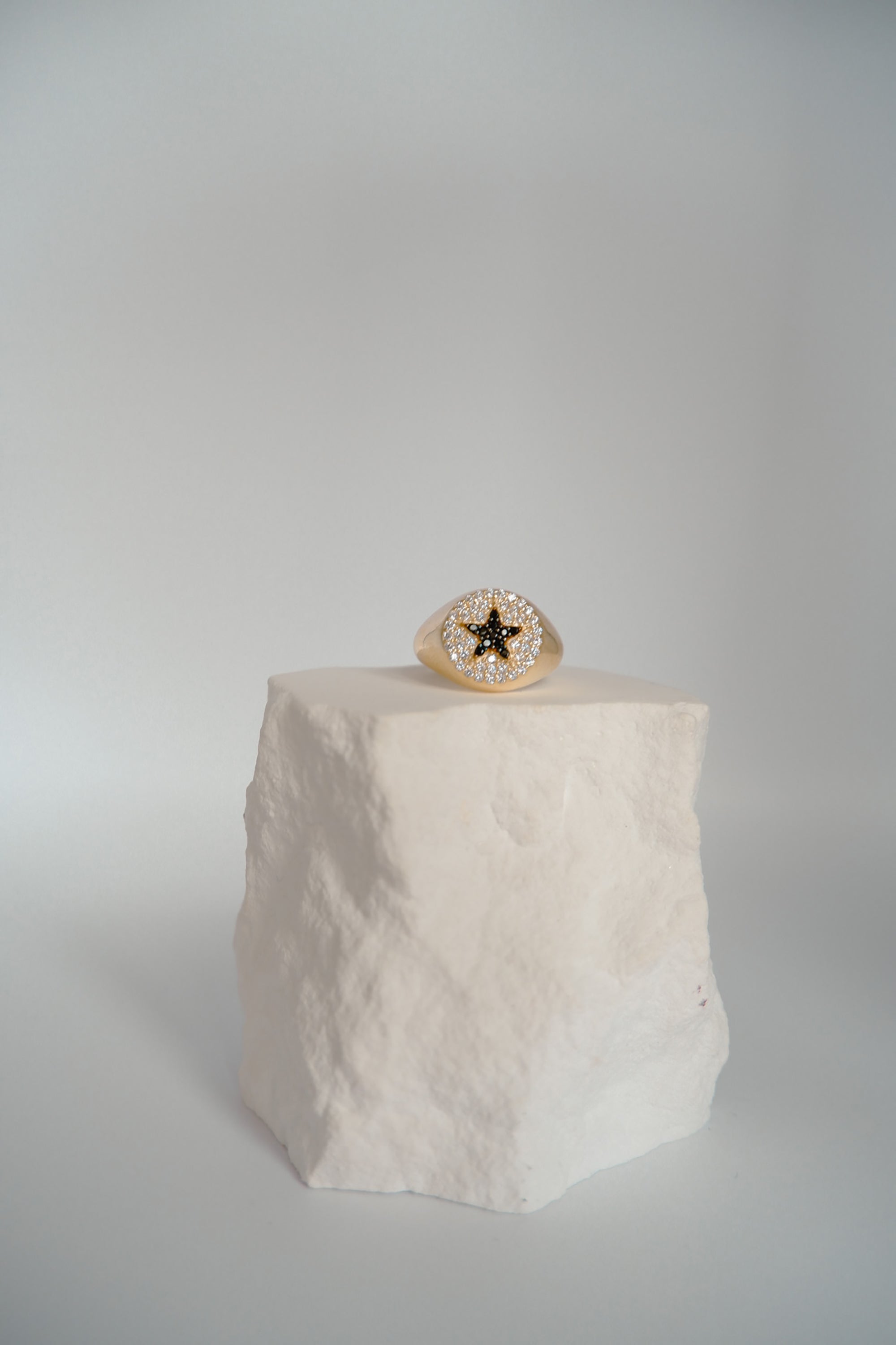 Star Stone Pinky Ring