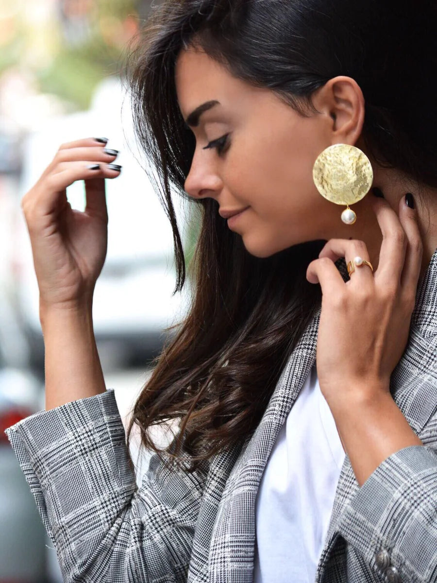 Round Pearl Earrings