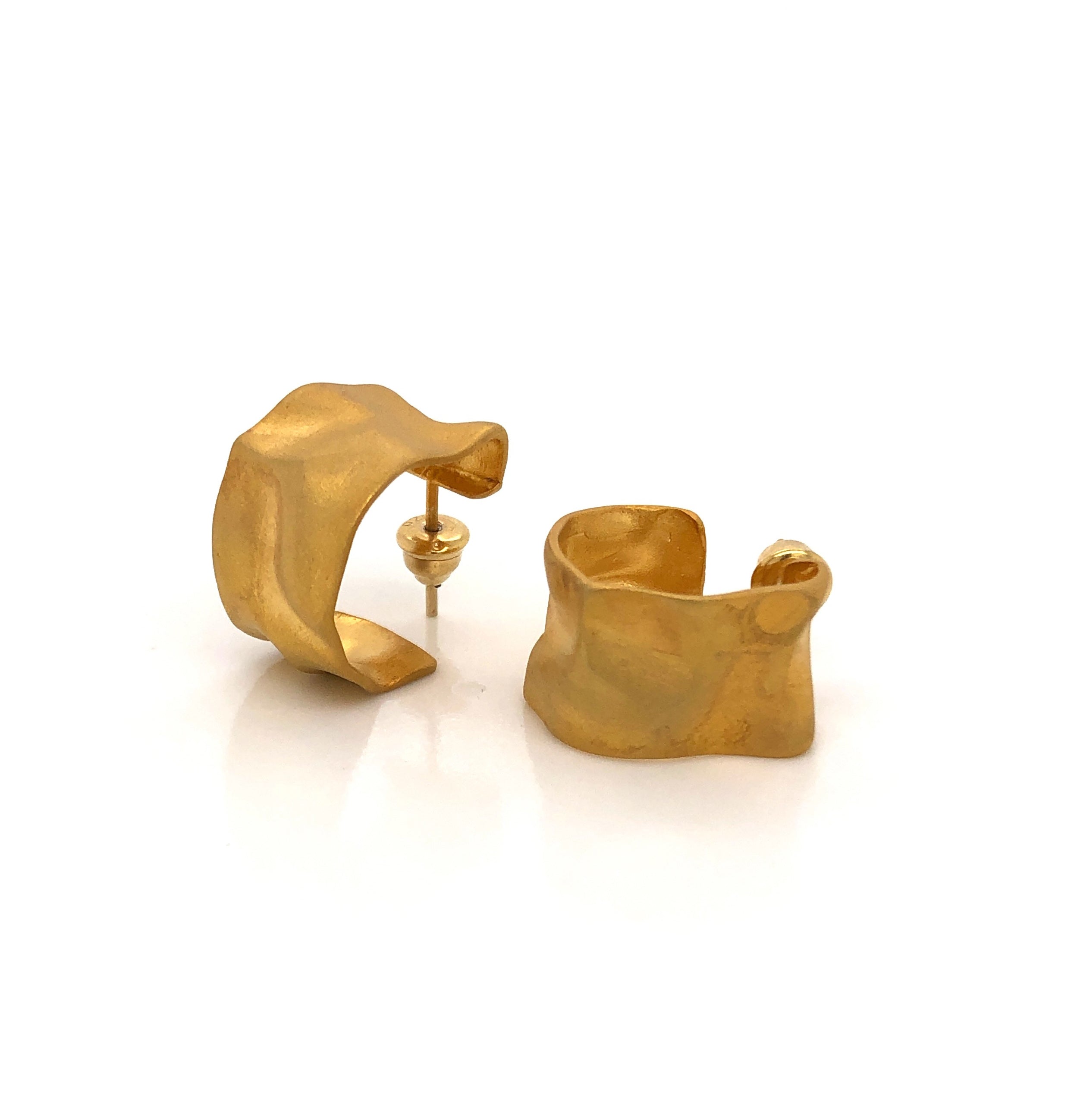Cora Hoop Earrings